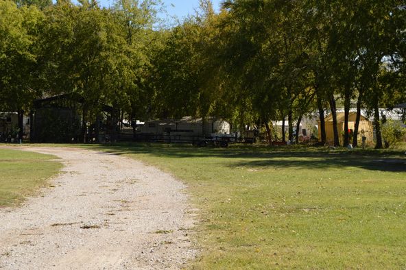 2810 N FM 17, Alba, TX 75410